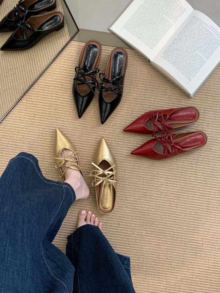 2025 New Bow Pointed Toe Slip-On Flat Mules for Women - Sweet Style PU Leather Loafers