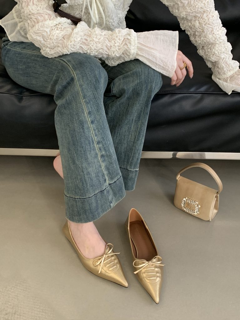 2025 New Autumn Chanel Style Women's Flat Shoes Pointed Toe Low Cut Bowknot Soft Sole Fashion Versatile Women's Shoes