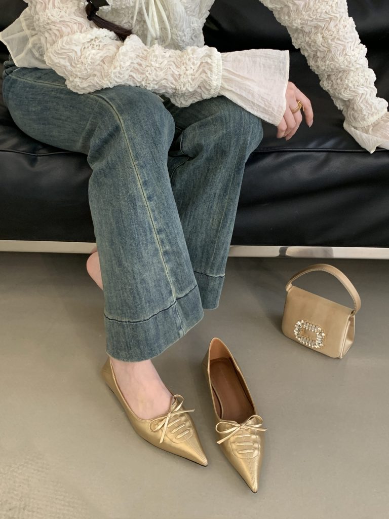 2025 New Autumn Chanel Style Women's Flat Shoes Pointed Toe Low Cut Bowknot Soft Sole Fashion Versatile Women's Shoes