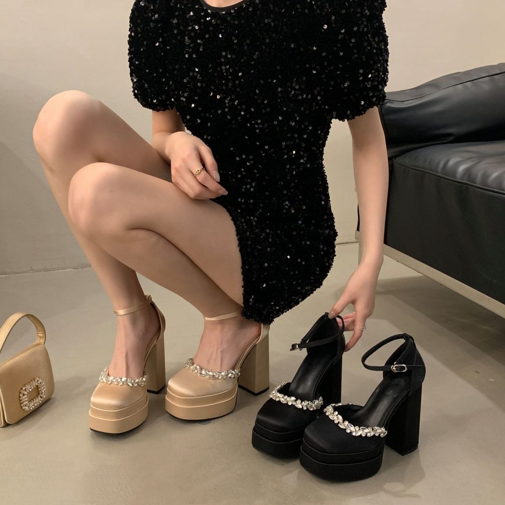 Elegant Rhinestone Wedding Shoes for Petite Women 12cm Platform Chunky Heel Sandals