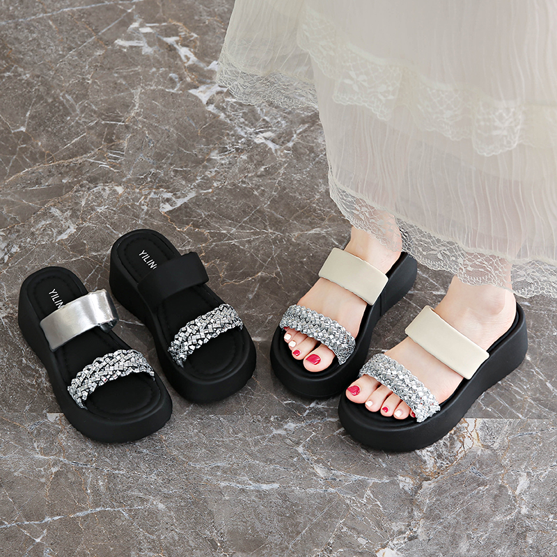 Summer New Roman Thick Sole Flat Sandals High-End Rhinestone Women's Fashion Versatile Simple Shoes